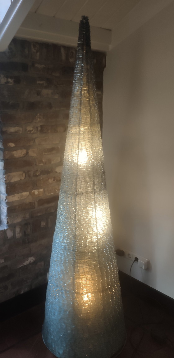 Image 1 of Lampe pyramidale en verre vintage
