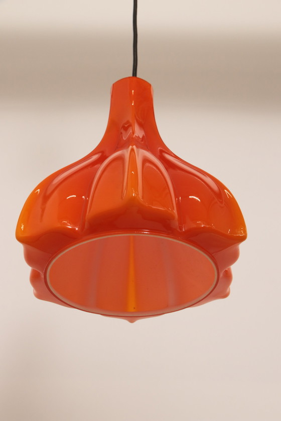 Image 1 of Lampada a sospensione vintage in vetro arancione di Peill e Putzler, 1960