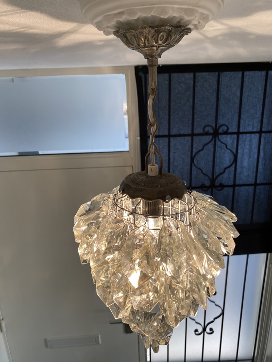 Image 1 of Vintage crystal bunch of grapes lamp