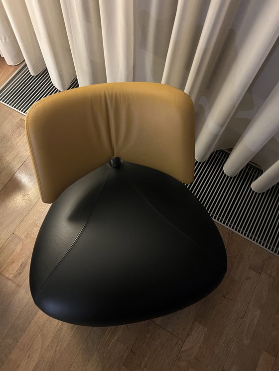 Image 1 of 2 x Leolux chairs