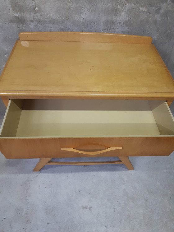 Image 1 of commode vintage