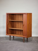 Cabinet Dyrlund
