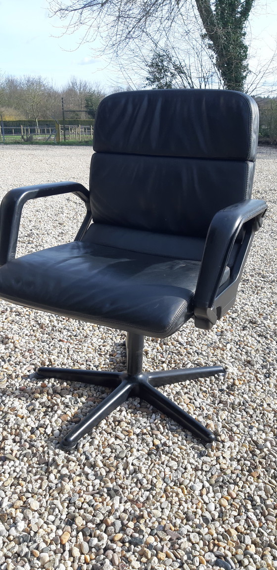 Image 1 of 2x fauteuil Ahrend the Circle