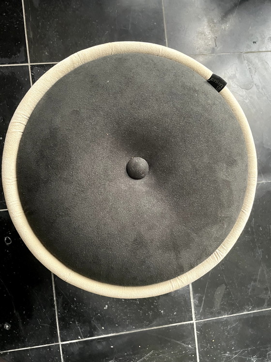 Image 1 of Leolux tam-tam pouf