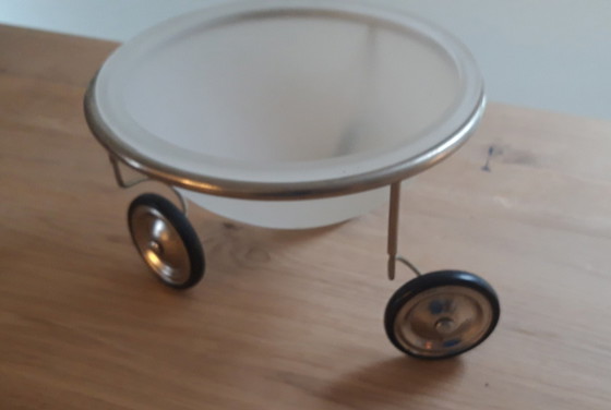 Image 1 of Arnout Visser Fruit on wheels fruit bowl