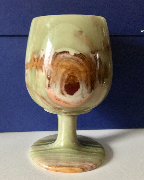 Image 1 of 4x Onyx wine glasses