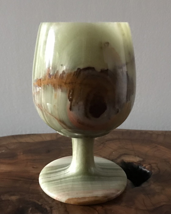 Image 1 of 4x Onyx wine glasses