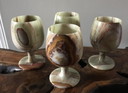 4x Onyx wine glasses