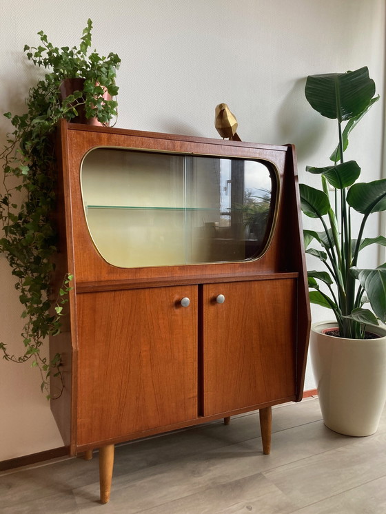 Image 1 of Retro Vintage Mid-Century display cabinet