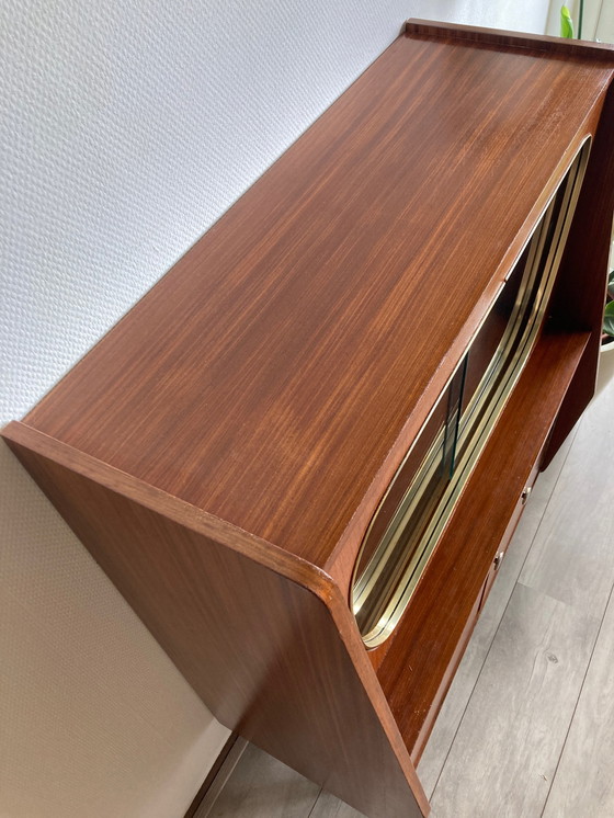 Image 1 of Retro Vintage Mid-Century display cabinet