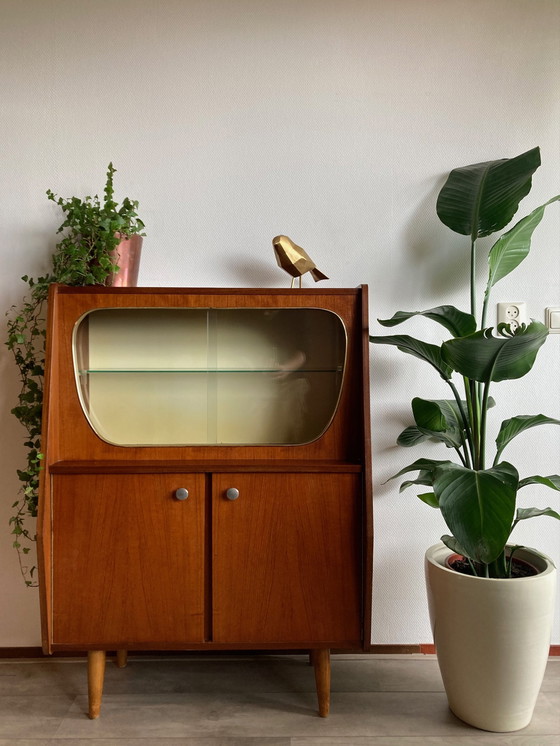 Image 1 of Retro Vintage Mid-Century display cabinet