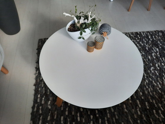 Image 1 of Kave Coffee table