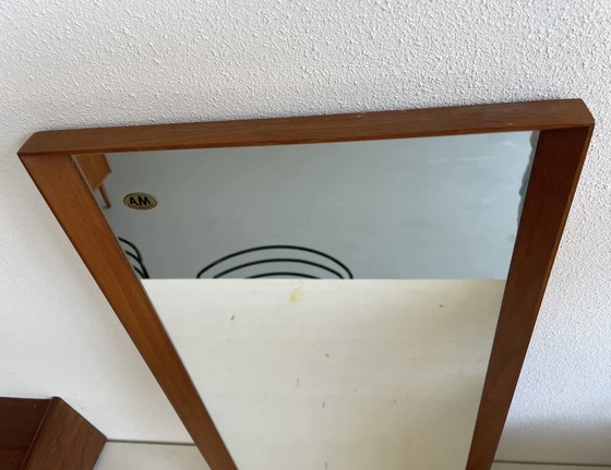 Image 1 of Miroir vintage en teck