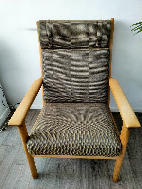 Image 1 of Armchair GE265 by Hans Wegner