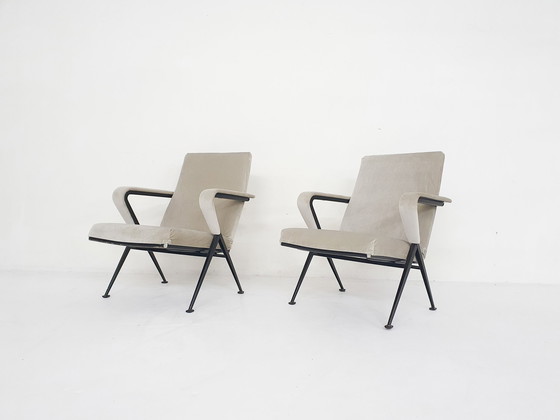 Image 1 of Set of two "Repose" lounge chairs by Friso Kramer for Ahrend de Cirkel, The Netherlands 1964