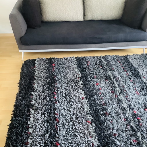 Roderlo wool rug