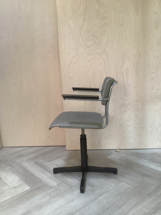 Image 1 of Gispen office chair