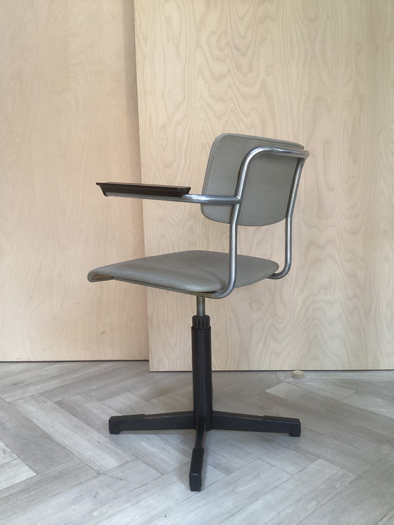 Image 1 of Gispen office chair