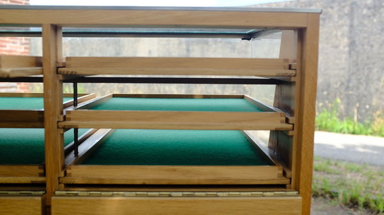 Image 1 of Vitrine de comptoir vintage