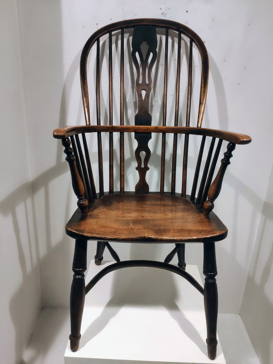 Image 1 of Windsor chair