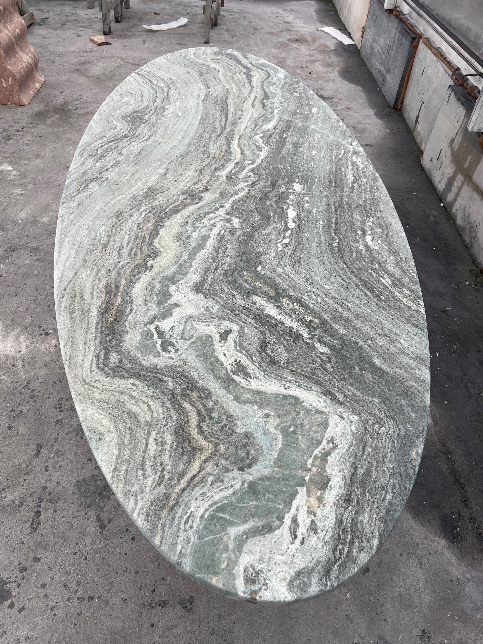 Green marble oval dining table | €4,750 | Whoppah