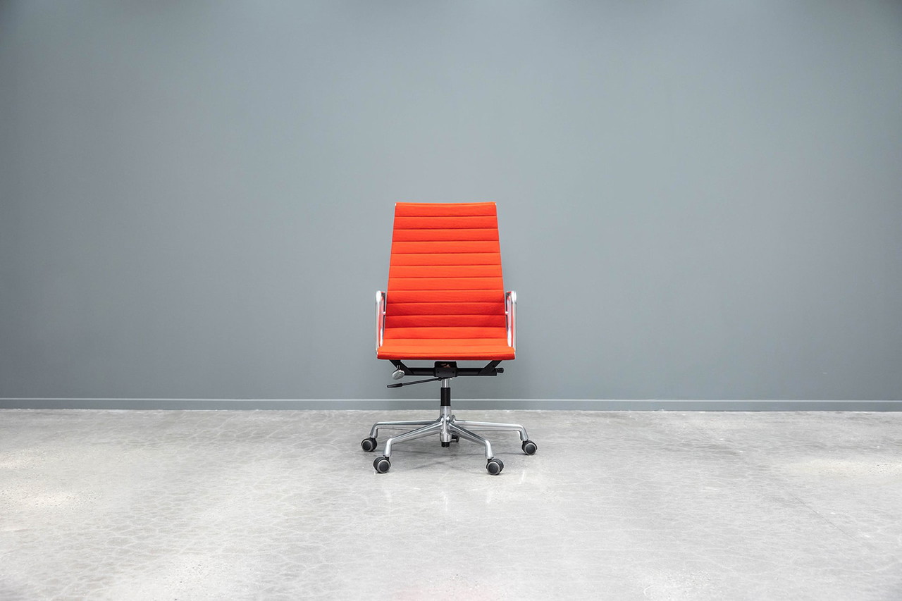 Sedia da ufficio Eames EA119