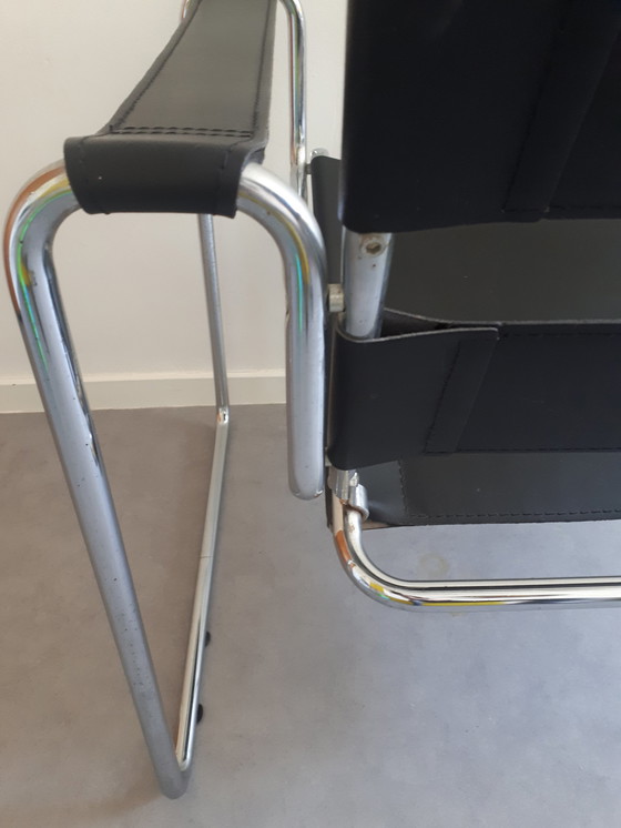 Image 1 of Fauteuil vintage en cuir chromé