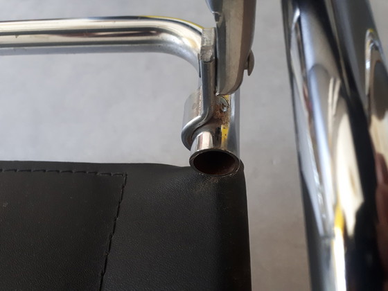 Image 1 of Fauteuil vintage en cuir chromé