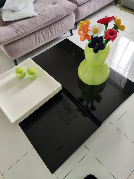 Image 1 of Table basse moderne avec plateau amovible