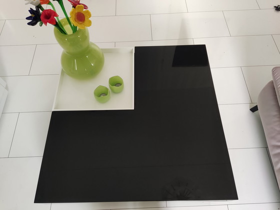 Image 1 of Modern coffee table with removable tray