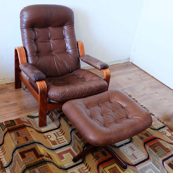 Image 1 of Møbler Sweden - lounge chair with ottoman.