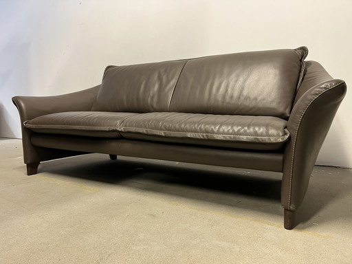 Leolux Enora 2.5 seater sofa Brown Leather