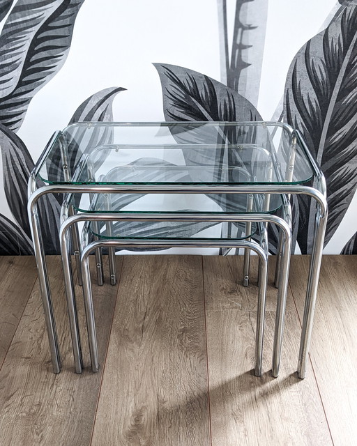 Vintage Mimiset / Nesting Tables