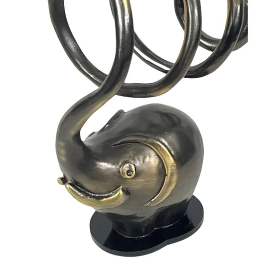 Image 1 of Corry Ammerlaan v. Niekerk - Artihove - Présentoir à bouteilles en laiton - En forme d'éléphant