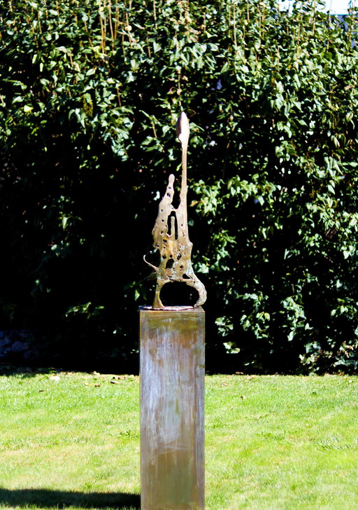 Bronze statue Evert van Fucht - Optimist