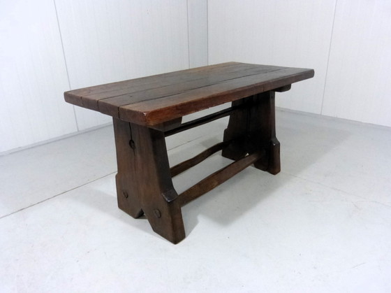 Image 1 of Table basse ancienne en bois 1880-1890