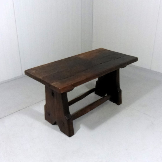 Image 1 of Table basse ancienne en bois 1880-1890