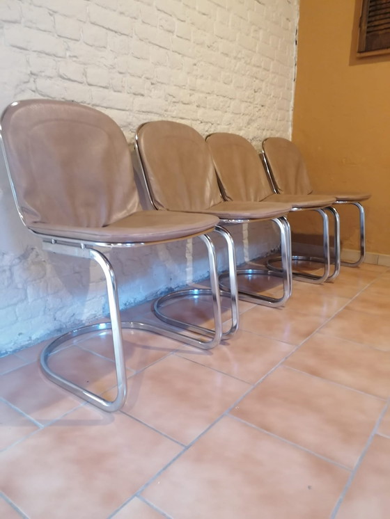 Image 1 of 4x vintage chairs