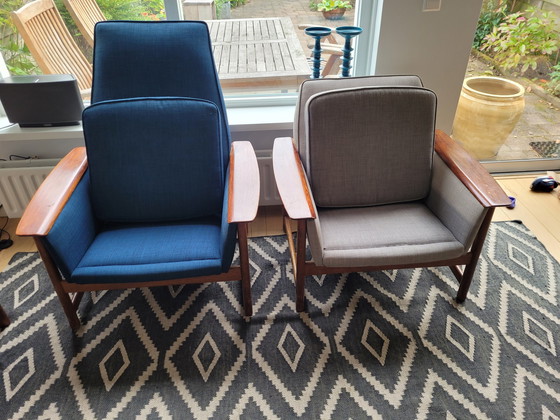 Image 1 of Vintage seating area