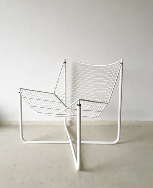 Niels Gammelgaard chair Jarpen white.