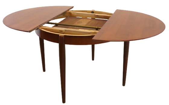 Image 1 of Lübke round dining table extendable 'Grebenhain'