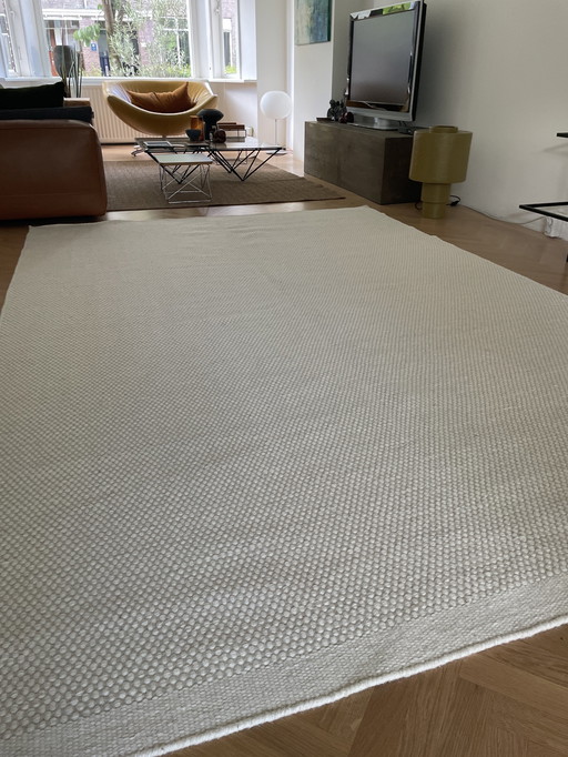 Modern rug