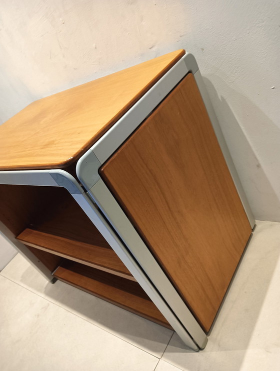 Image 1 of Rare, Arne Jacobsen, modèle Djob, série Montana. Armoire