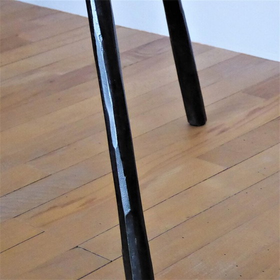Image 1 of Bar avec 2 plateaux en tresse de coco vintage et pieds compas en métal noir, 1950