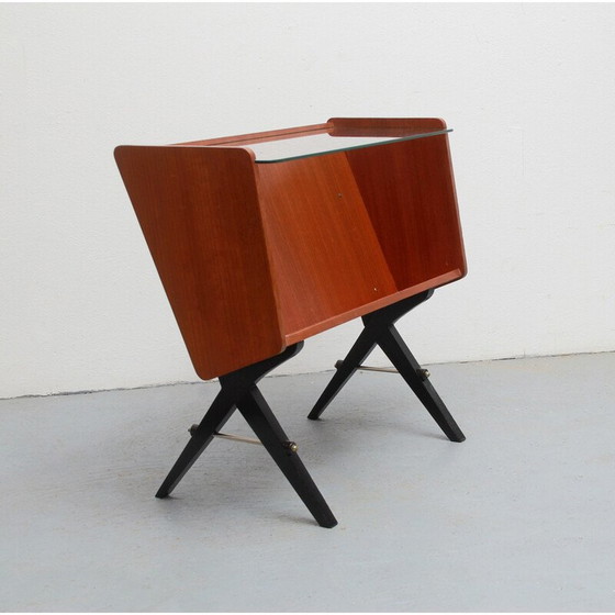 Image 1 of Meuble vintage en noyer et verre, années 1950