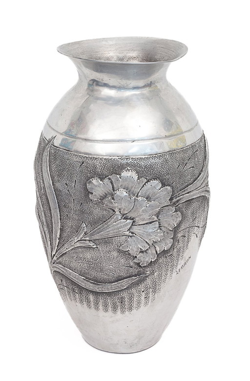 Vase Art Nouveau En Étain