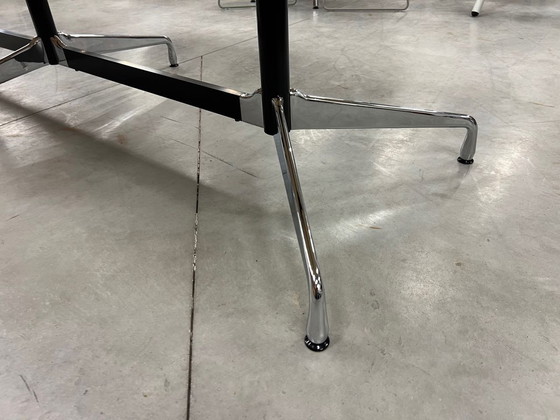 Image 1 of Table segmentée Vitra Eames, 2M80