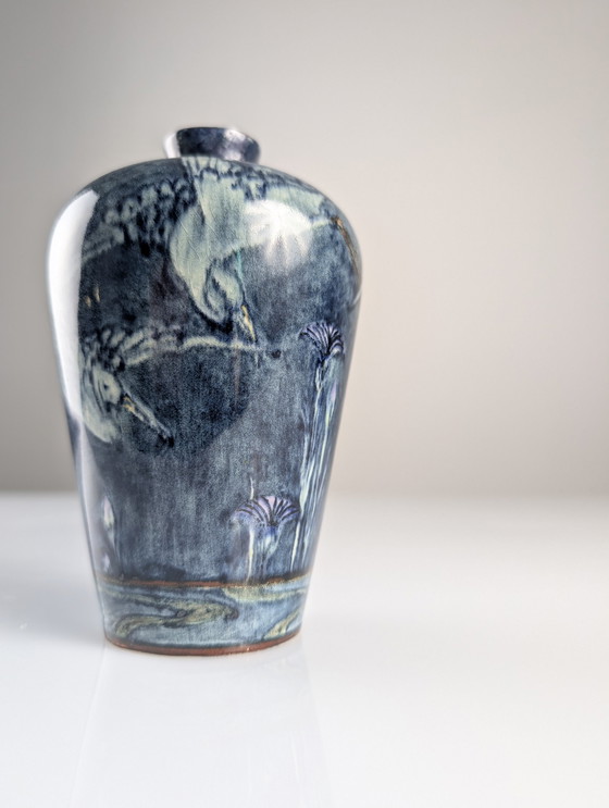 Image 1 of Vase Art Nouveau avec hérons et fleurs, J.W. Mijnlieff, Hollande Utrecht 1900S