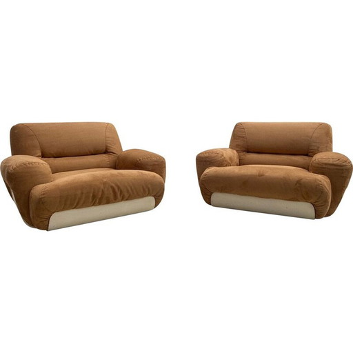 Paire de fauteuils en cuir nubuck du milieu du siècle, Italie, années 1970