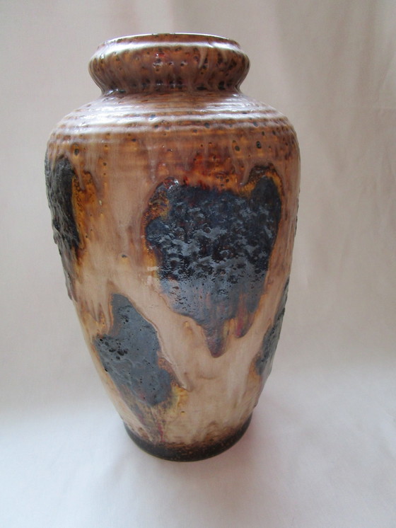 Image 1 of Allemagne de l'Ouest Vase en lave